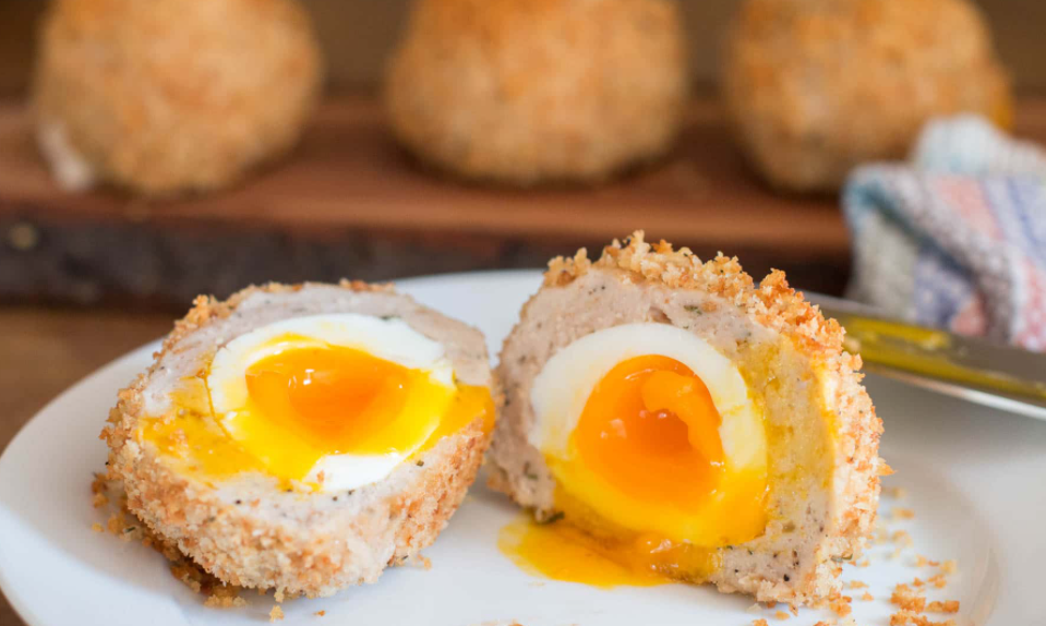 Simple eat. Scotch Eggs (яйца по-шотландски). Яйца индюшки. Scotch Egg Recipe. • • Scotch Egg фото.