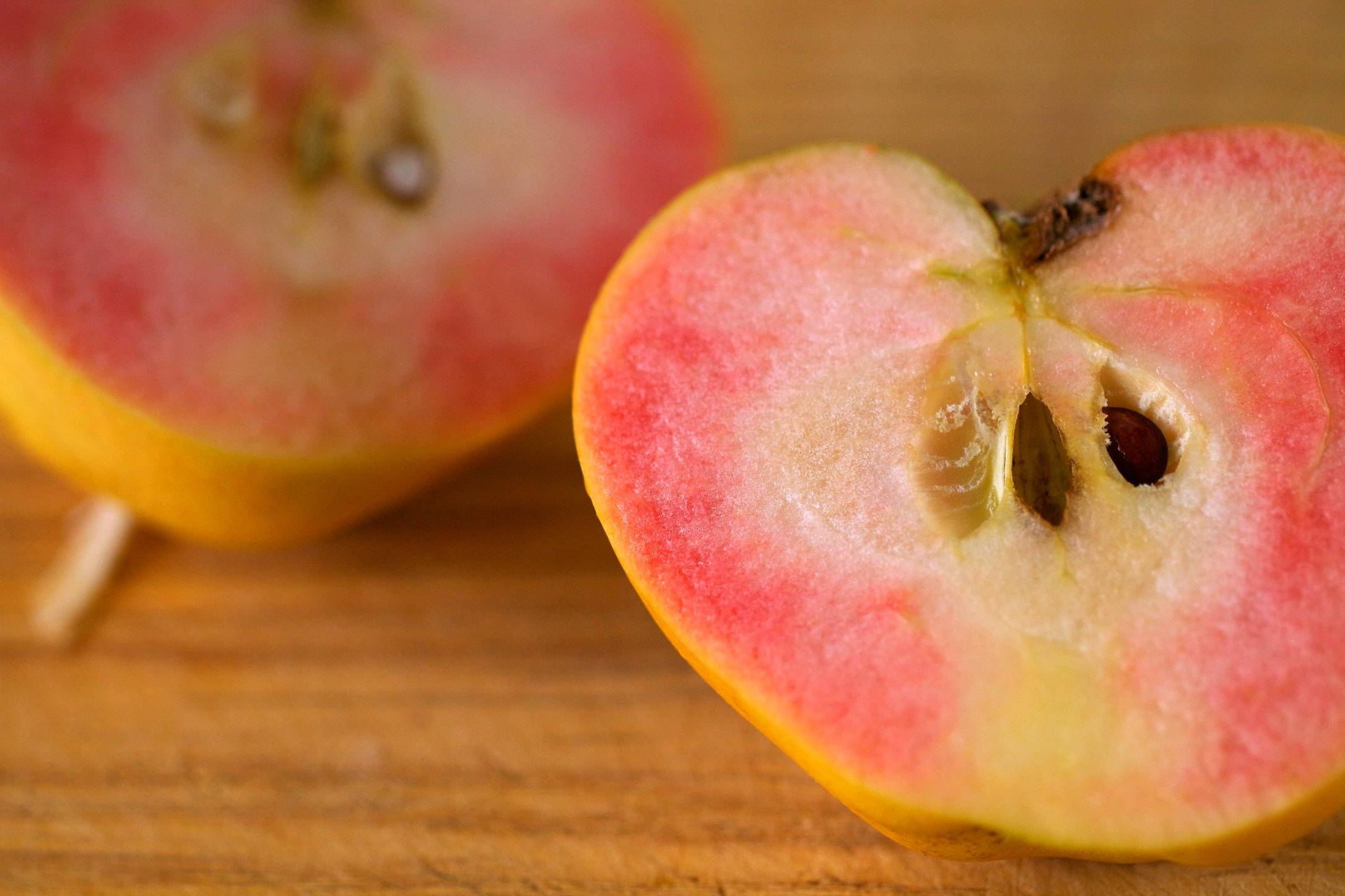 Описание сорта яблони розовый жемчуг: фото яблок, важные характеристики, урожайность с дерева