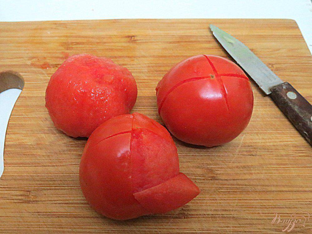 Как быстро снять кожуру с помидора