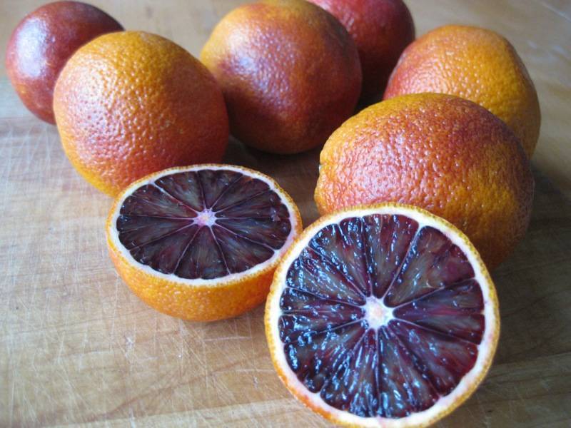 Кровавый (красный, сицилийский) апельсин