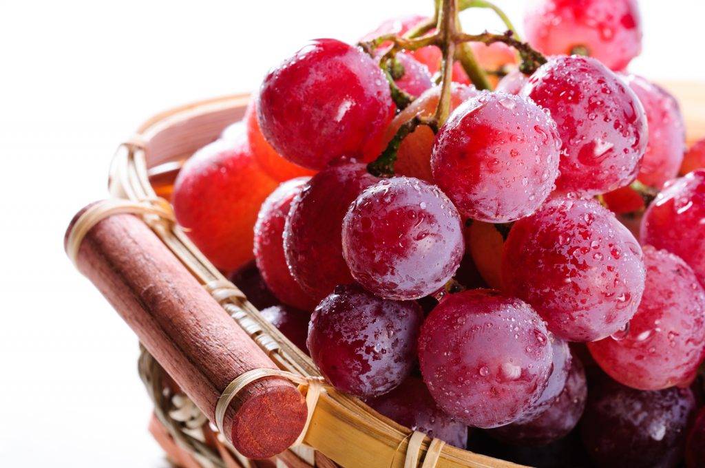 Польза красного винограда для организма женщин и мужчин