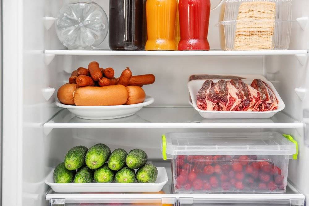 Сколько можно хранить целый и разрезанный арбуз в холодильнике?